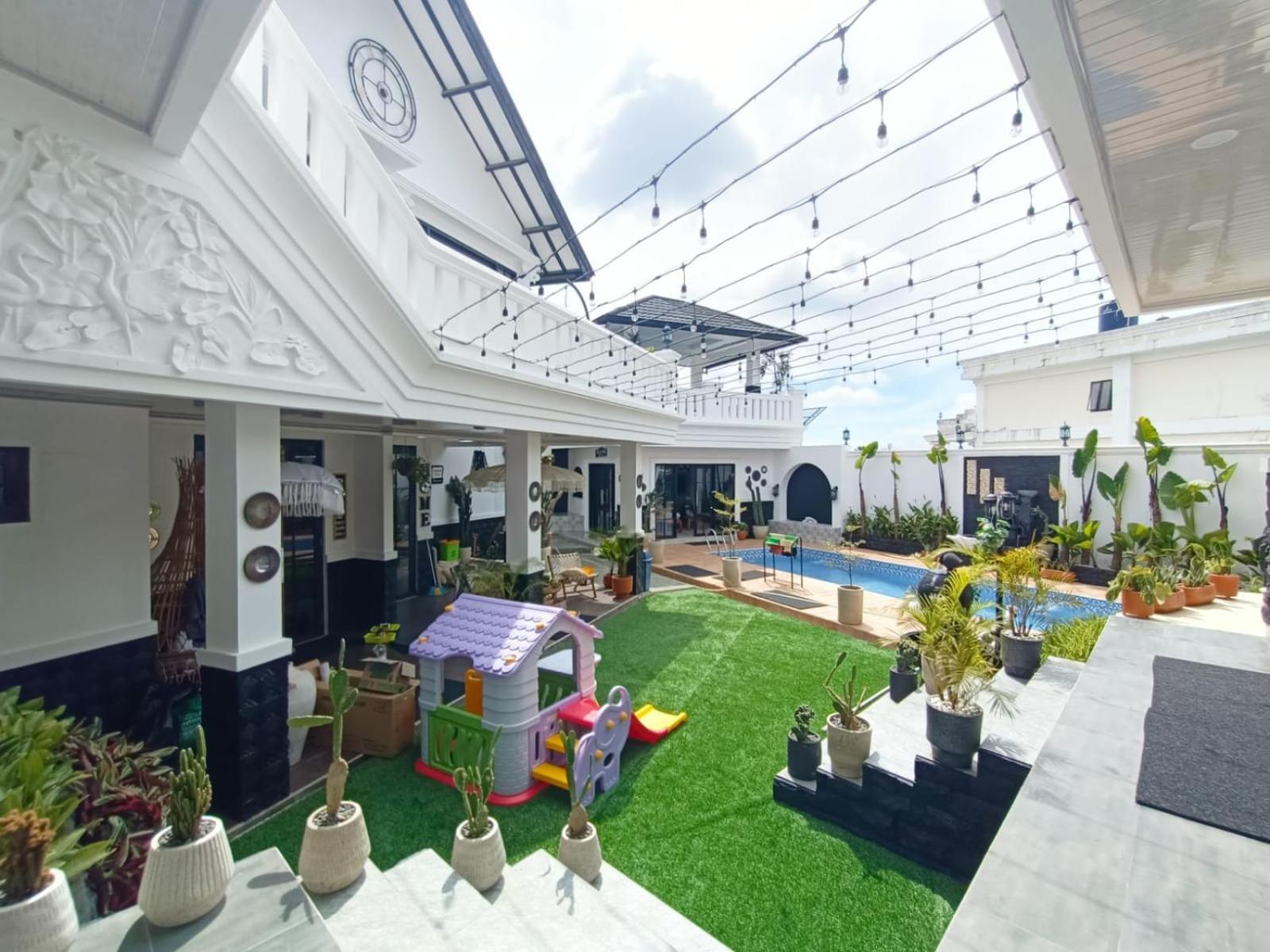Villa Kota Bunga Malini 10 Cikundul Extérieur photo