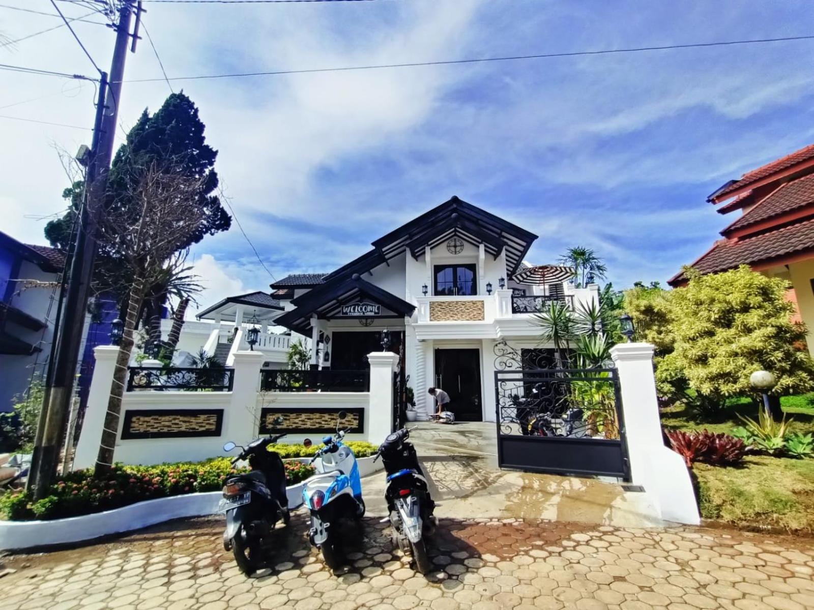 Villa Kota Bunga Malini 10 Cikundul Extérieur photo